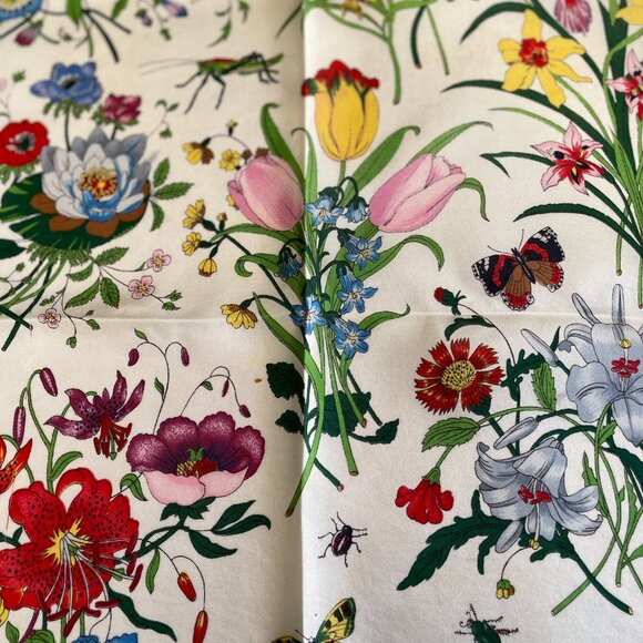 Vintage Gucci Flora Silk Scarf - Picture 5 of 15